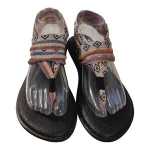 Sanuk Women's Yoga Sling Sandal Slingback tribal Print Foam cushioned Sole sz 8